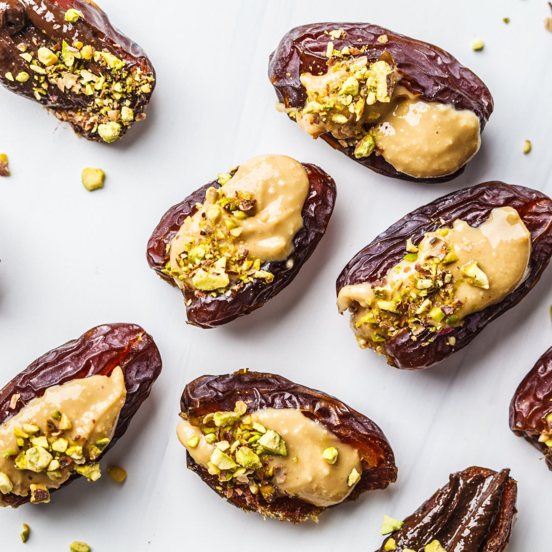 dattes farcies au tahini et pistaches 